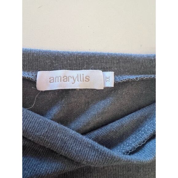 Amaryllis Women's Gray Plus Size Boat Neck Blouse Size 1X - Picture 4 of 8